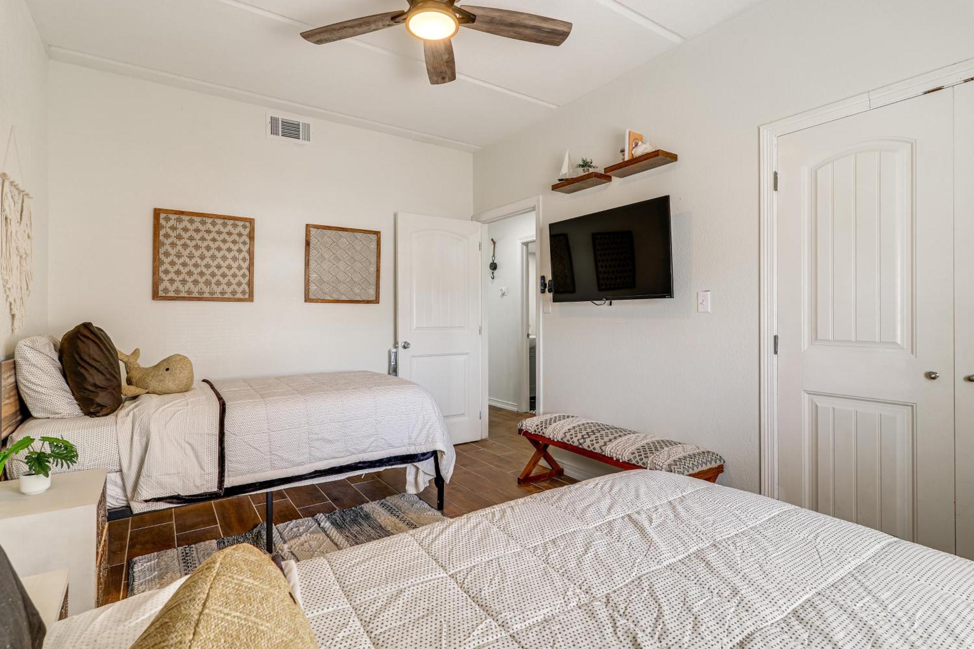 Luxe South Padre Condo With Pool - Walk To Beach! South Padre Island Εξωτερικό φωτογραφία
