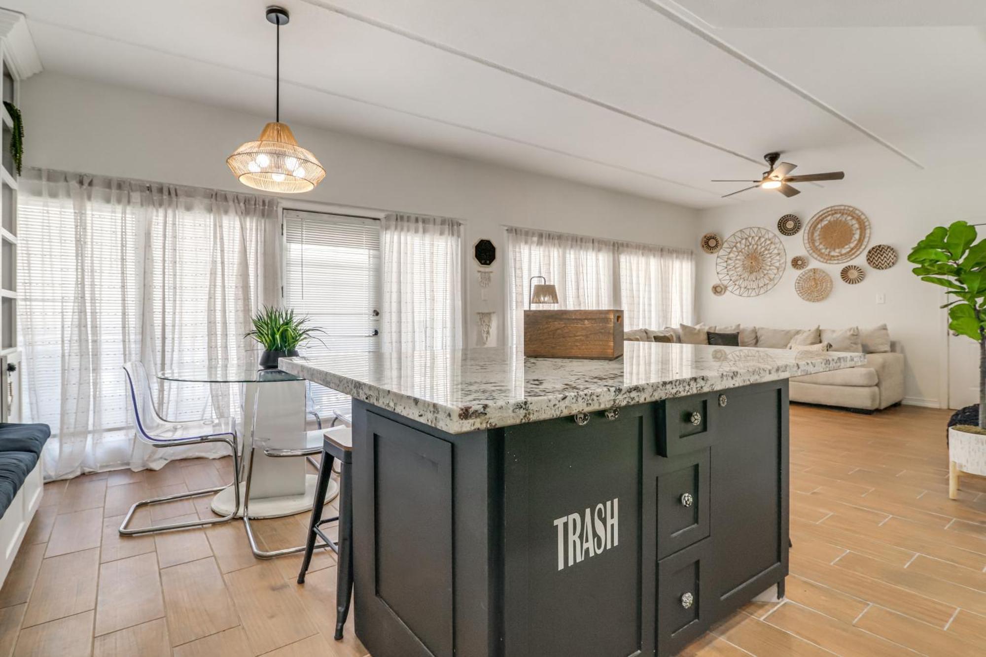 Luxe South Padre Condo With Pool - Walk To Beach! South Padre Island Εξωτερικό φωτογραφία
